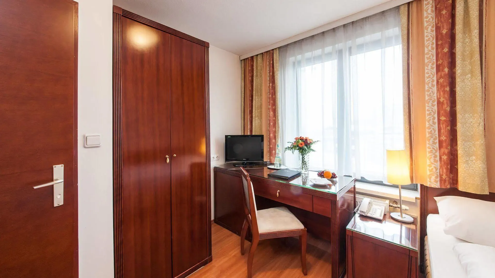 Yggotel Mejse Viyana 3*,