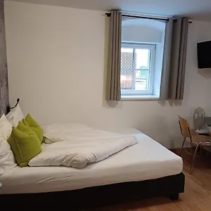 Ante Portas Apartment